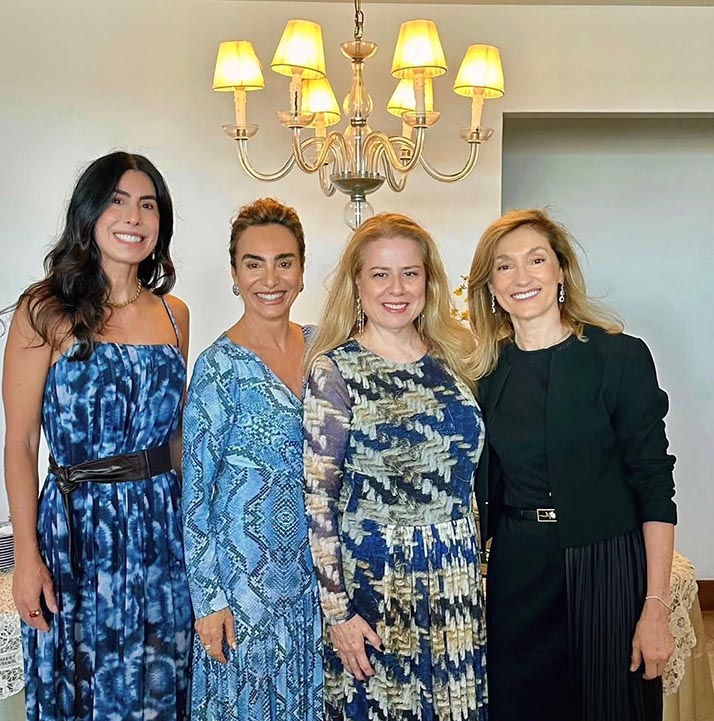 Hélia Dórea, Renata Pacheco, Sandra Fonseca e Fátima Camargo