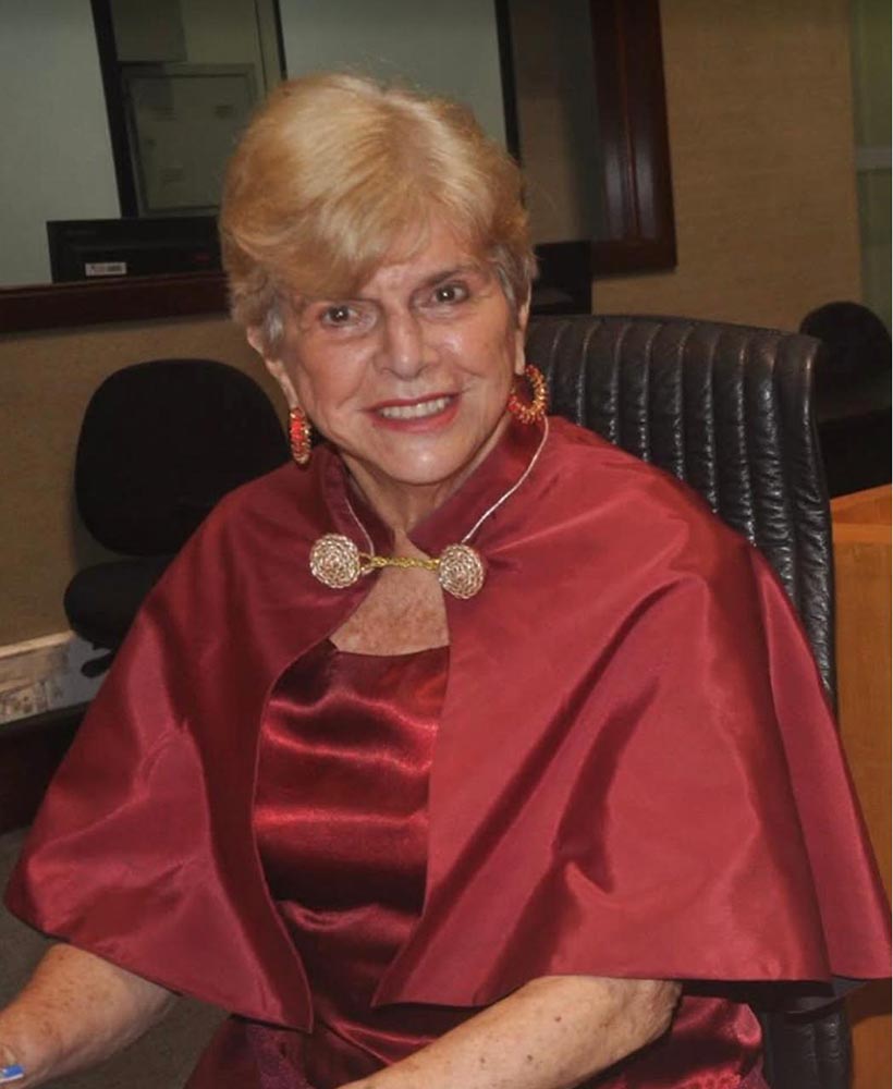 Valsema Rodrigues da Costa, escritora membro da AJEB-ES