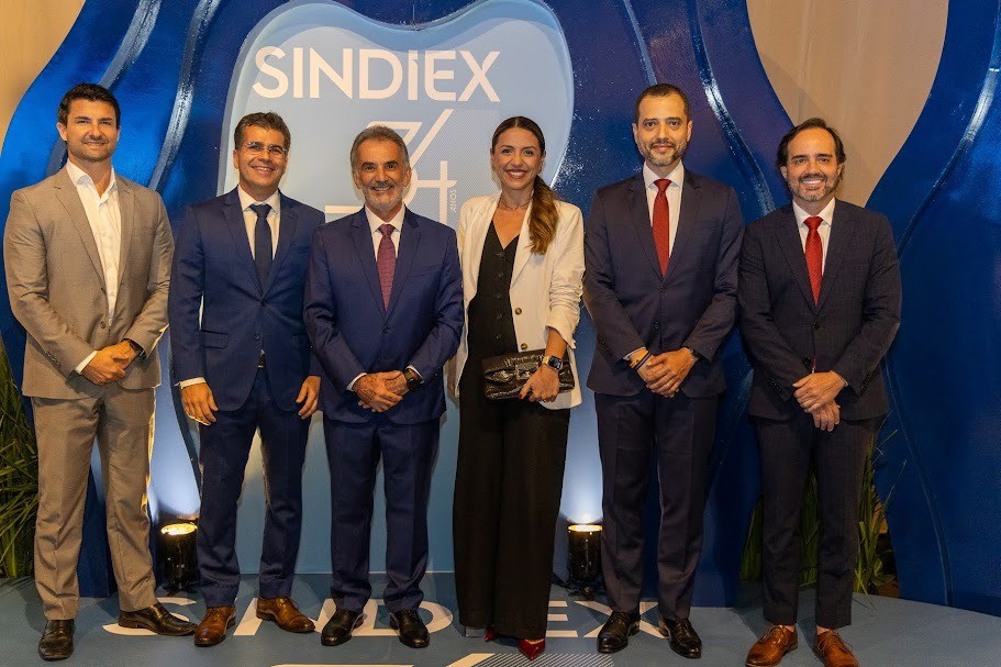 Renan De Angeli, Jasson Hibner Amaral, Sidemar Acosta, Valéria Becalli Provete, Leonardo Gonoring e Erimar Trindade