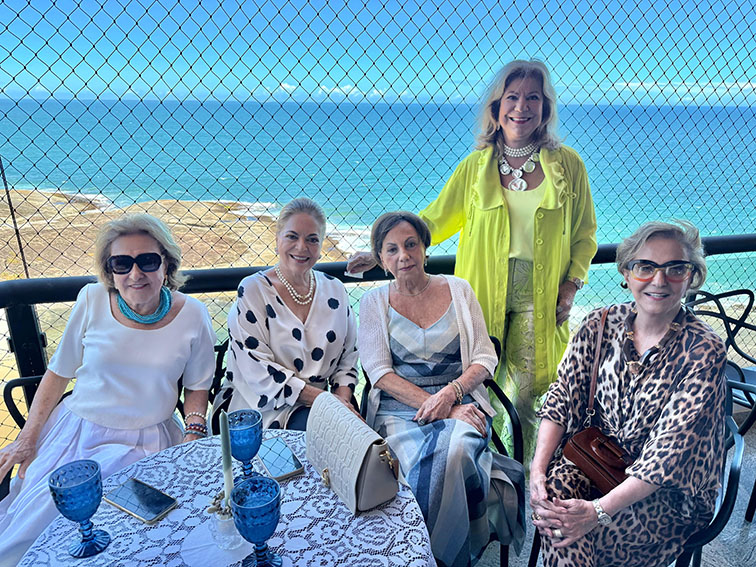 Carlota Gottardi, Letícia Pernambuco, Alzira Judice, Valéria Nemer e Martha Paiva