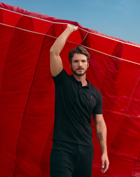 O modelo Alex Trevellin _ Divulgação