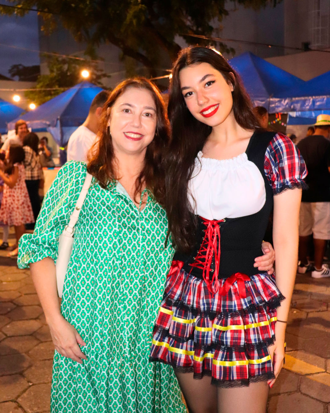 Marcela e Laura Vargas