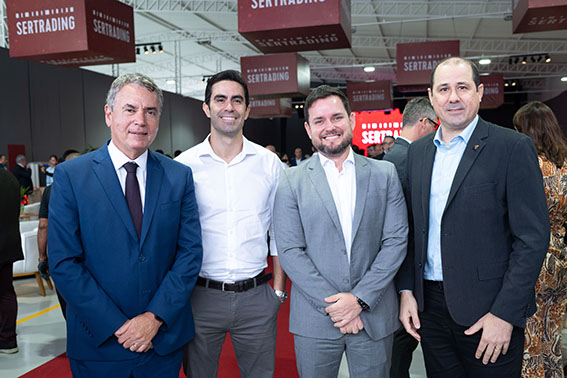 Rodrigo Rabello, Lucas Mendonça, Marcelo Mendonça e Nailson Dalla Bernadina _ Cloves Louzada