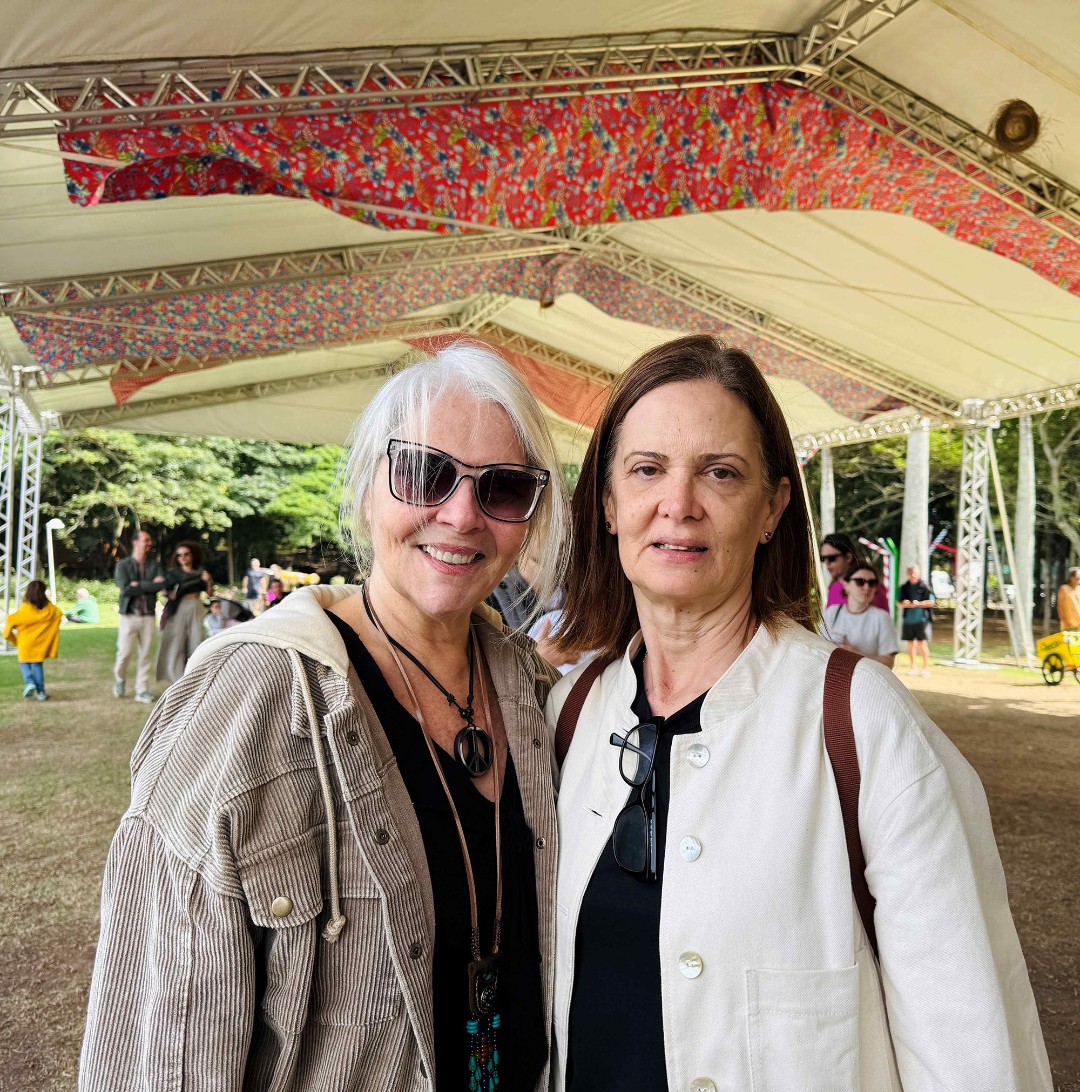 Mitzi Marzzuti e Giselle Tápias no 23ª Festival Dança em Trânsito no Parque Cultural Casa do Governador. Foto Daniella Spadeto