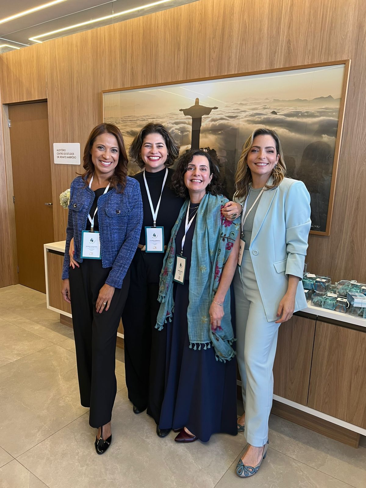 As oftalmologistas Farid Tanos, Liliana Nóbrega, Myrna Sarapião e Mônica Alves.