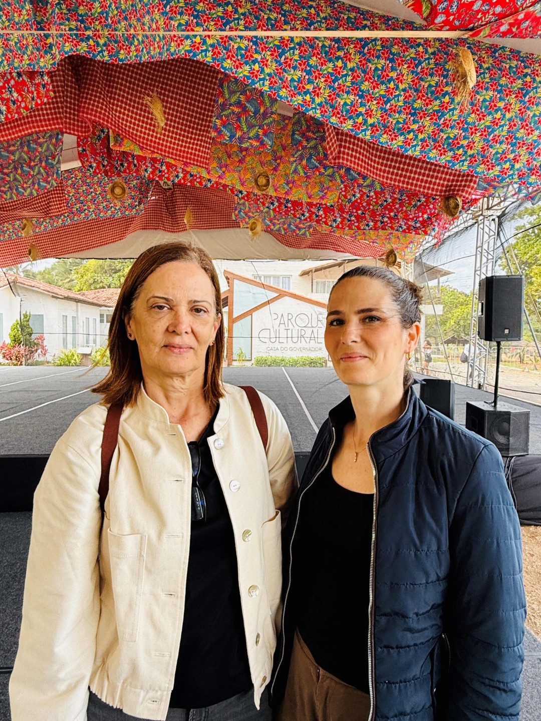Giselle e Flávia Tápias, diretoras do 23º Festival Dança em Trânsito, no Parque Cultural Casa do Governador. Foto Daniella Spadeto