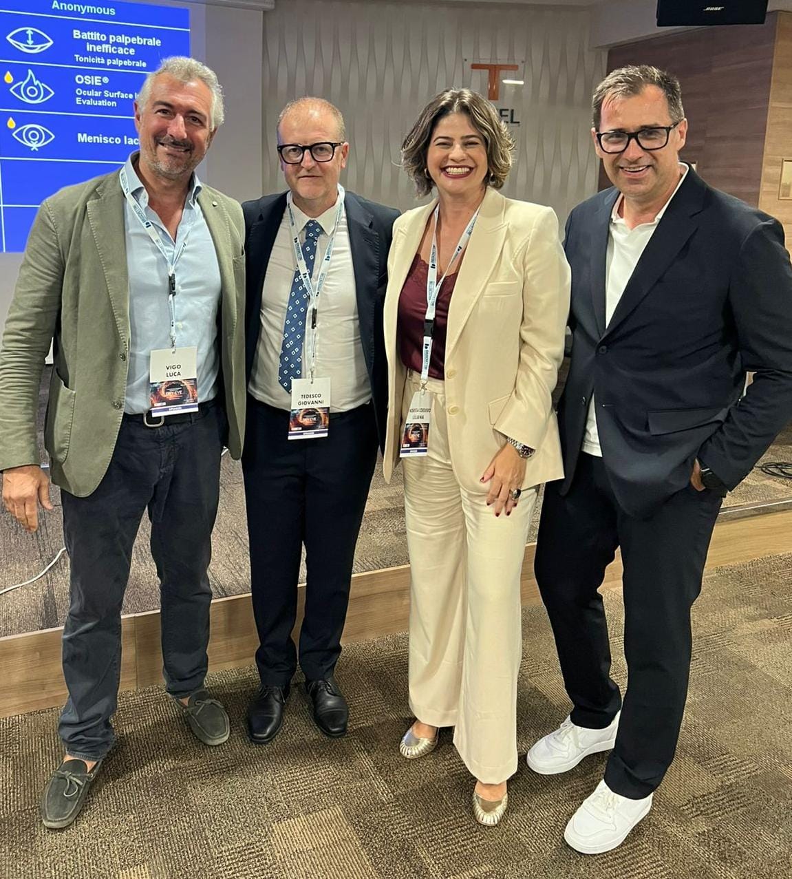 Os oftalmologistas e organizadores do Congresso Internacional de Olho Seco, Luca Vigo e Giovanni Tedesco (da Calábria), com a oftalmologista Liliana Nóbrega e o diretor comercial da ESW Vision, Peter