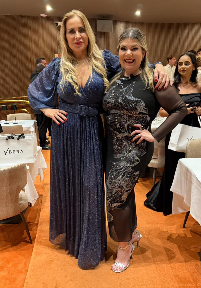 Fernanda Prates com a Assessora de Comunicação , Márcia Stival