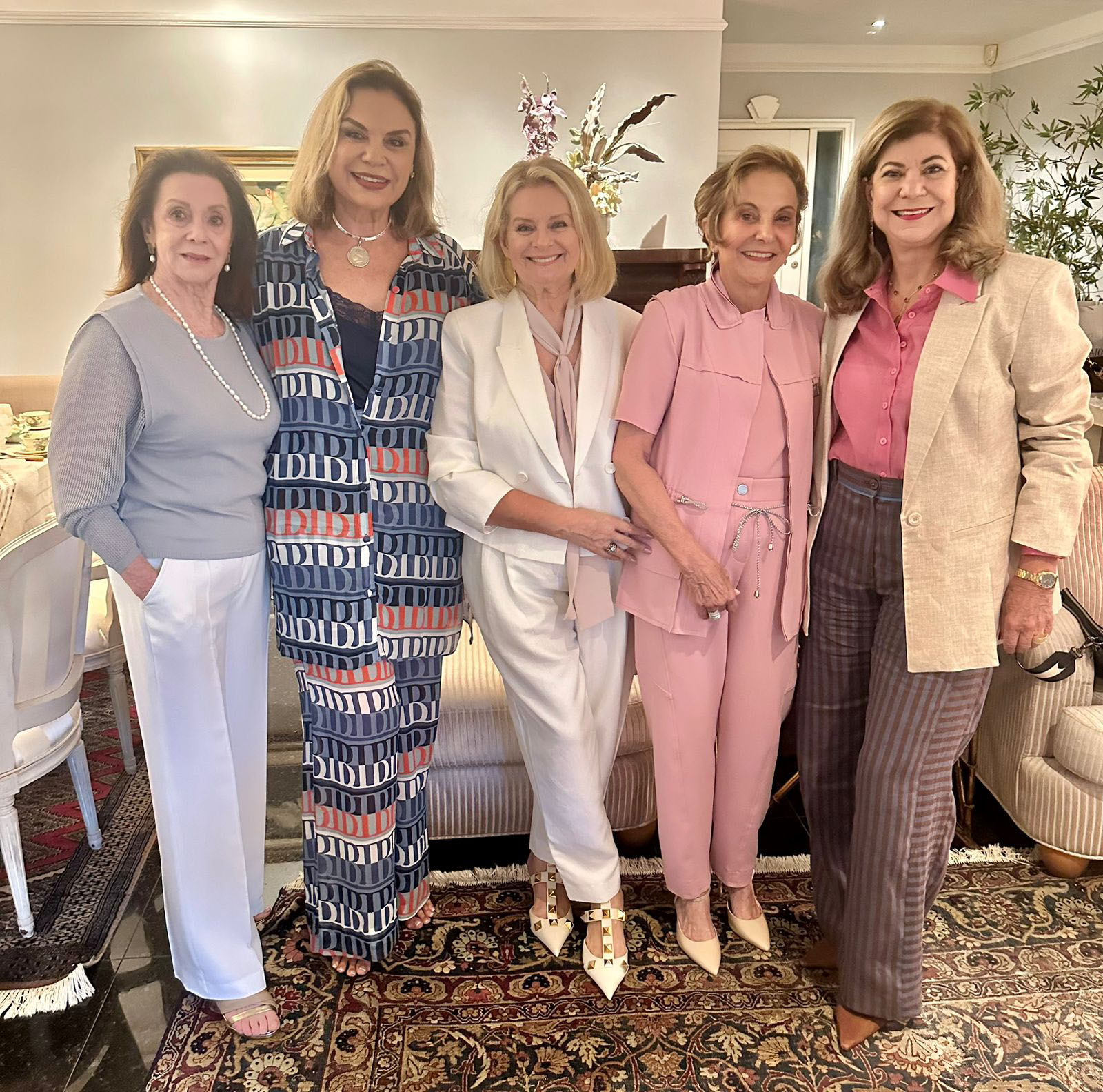Evelize Arpini, Kafinha Junger, Solange Herkenhoff, Martha Paiva e Valéria Nemer