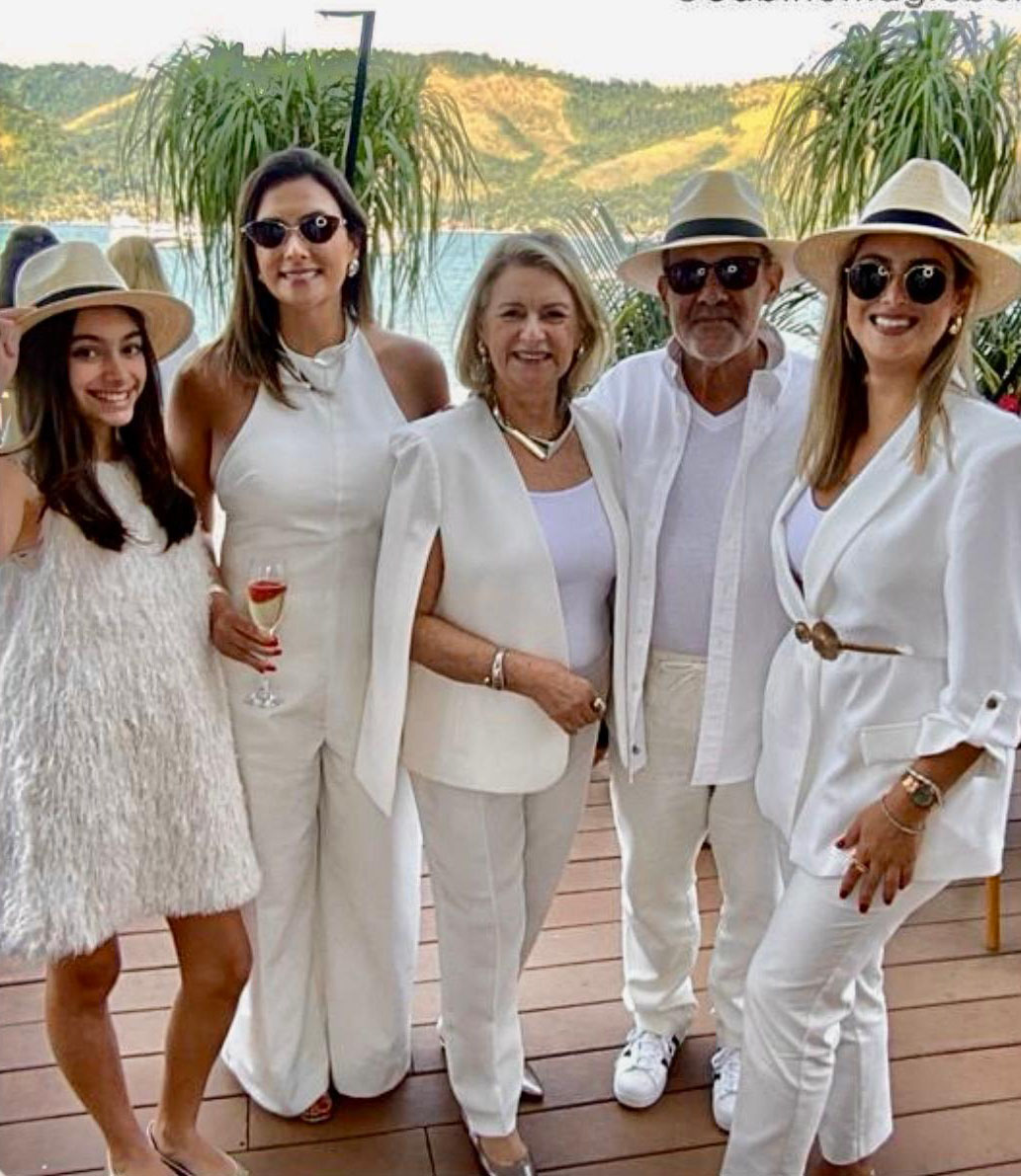 Sophia, Belisa, eu, Moysés e Stephanie Nader em Angra dos Reis