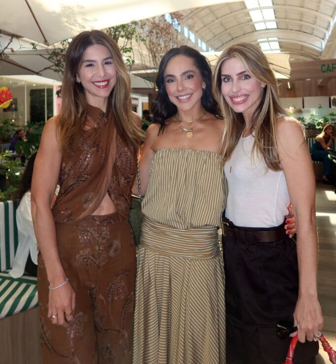 Taiana Paste, Carol Neves e Mariana Rizzi