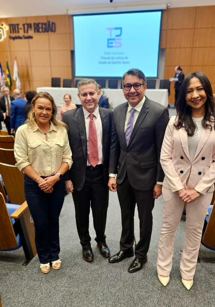 Neymara Carvalho, Diretor Jurídico da ArcelorMittal, Dr Marcelo Araújo; Diretor da ArcelorMittal João Bosco Reis e Ana Cláudia Simes, CEO da Ativo Consultoria.