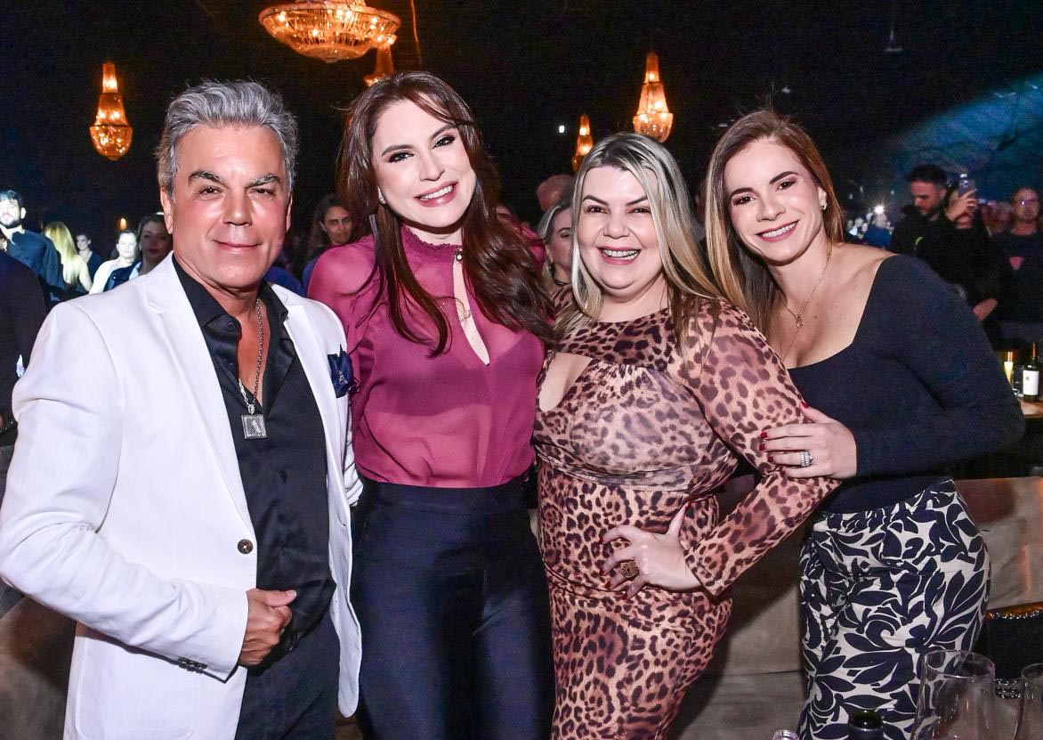 Ivan Aguilar, Débora Veronez, Fernanda Prates e Trycia Ferrari