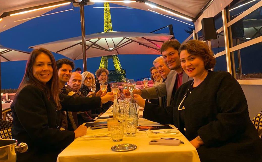 Jantar em Paris