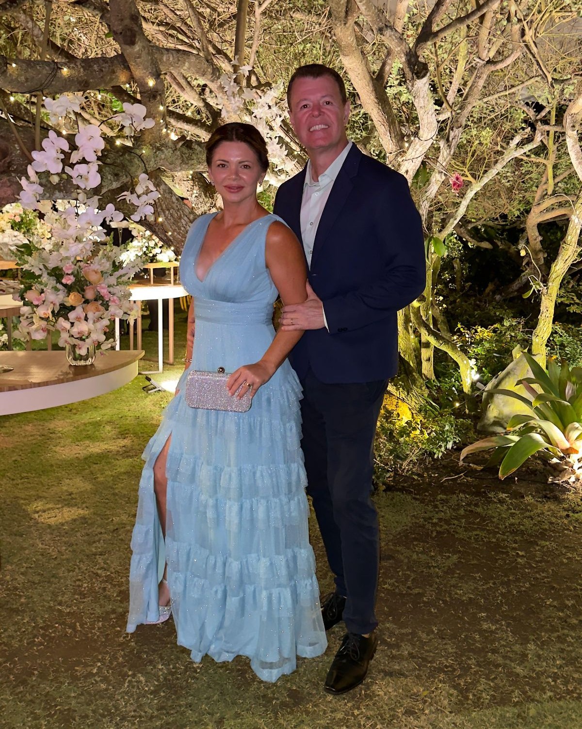 Valeria e Michel Torres em Búzios para casamento que movimentou convidados de vários países.