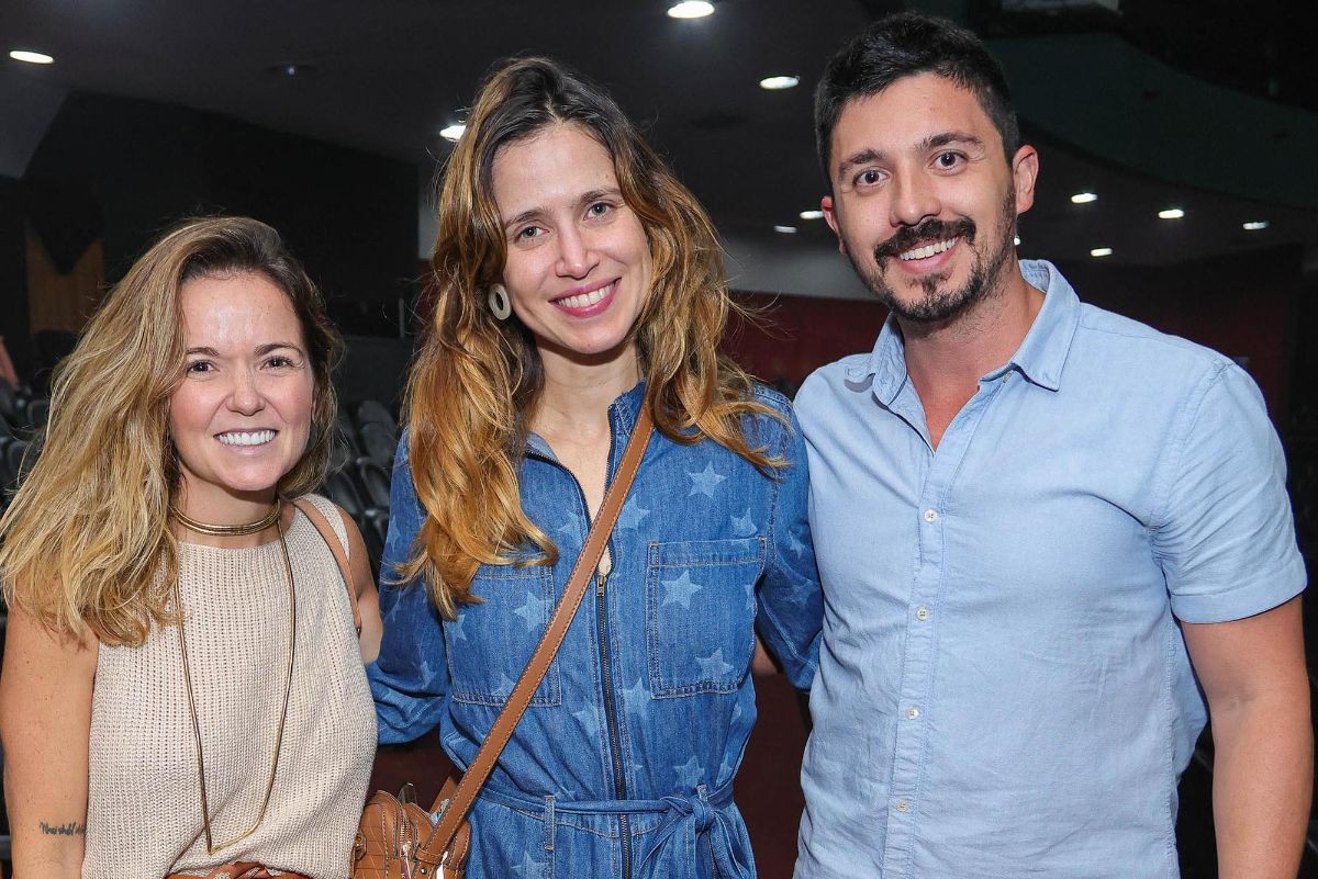 Mel Lisboa é ovacionada em Vitória com quatro sessões esgotadas de “Rita Lee – Uma Autobiografia Musical”