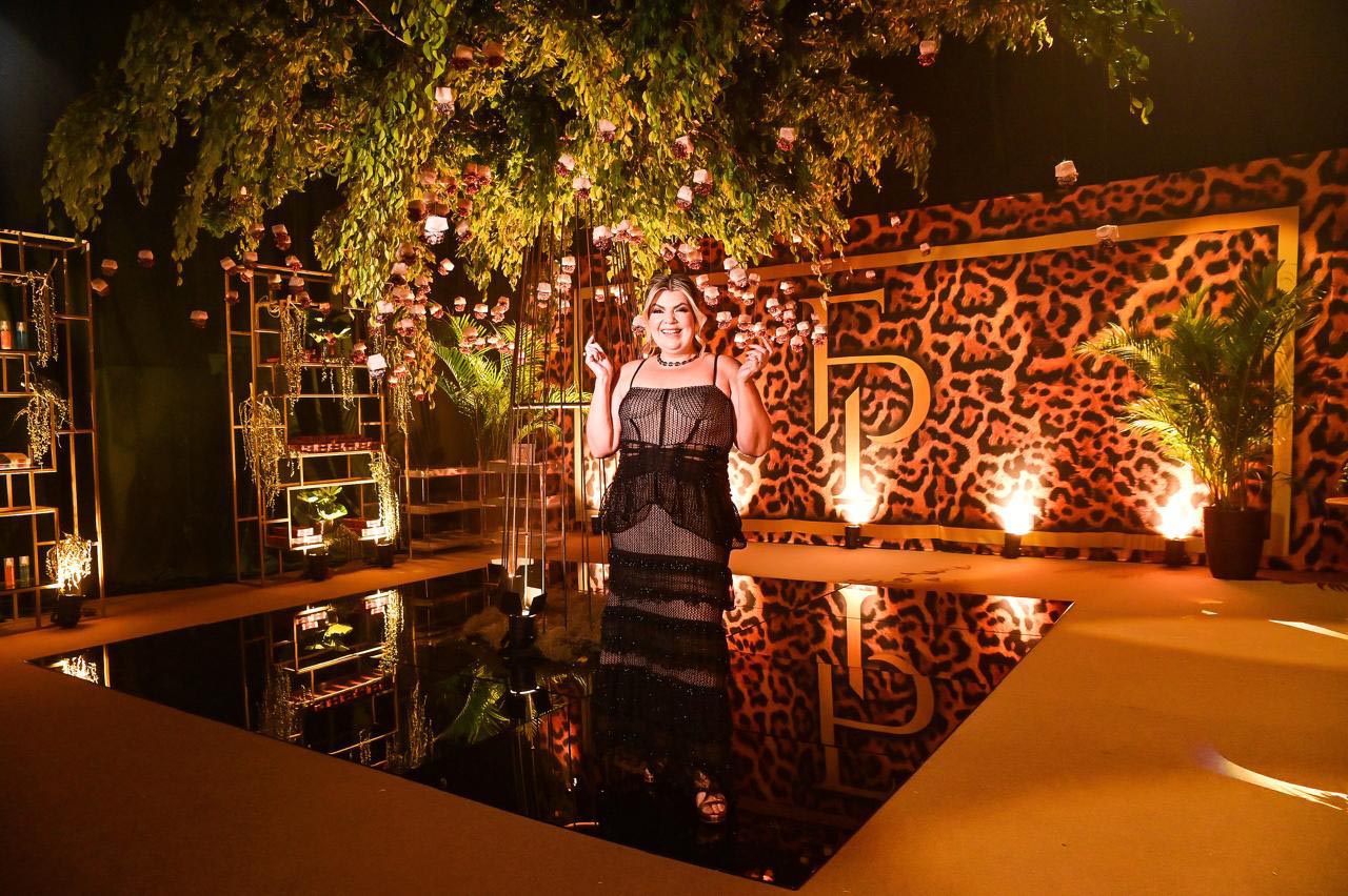 Fernanda belíssima com vestido by PatBo