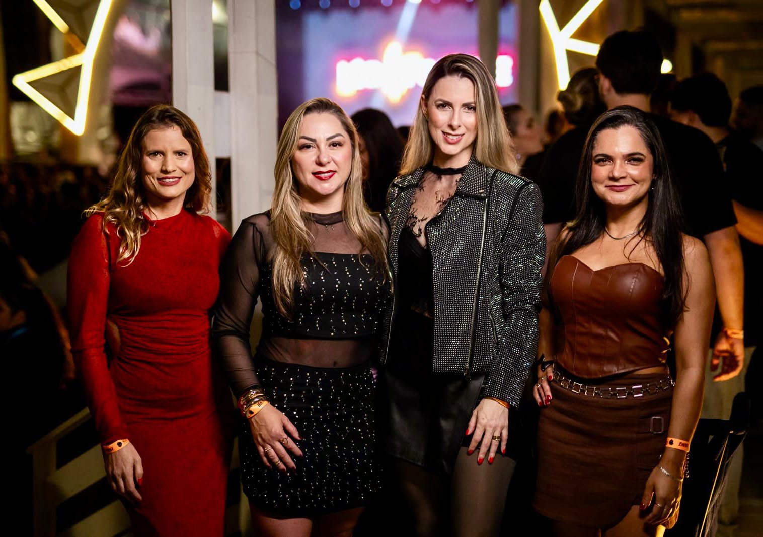 Lucy Lorençutte, Janine Fontana, Ursula Estrella e Karen Martins