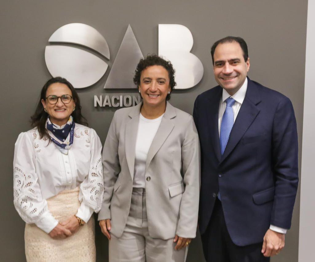 Christina Cordeiro dos Santos, Erica Neves e Beto Simonetti