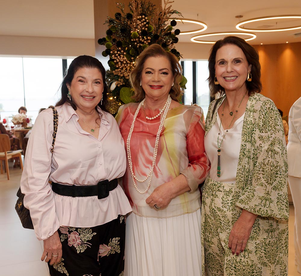Vania Campos Massad , Helvia Abaurre e Rita Luz