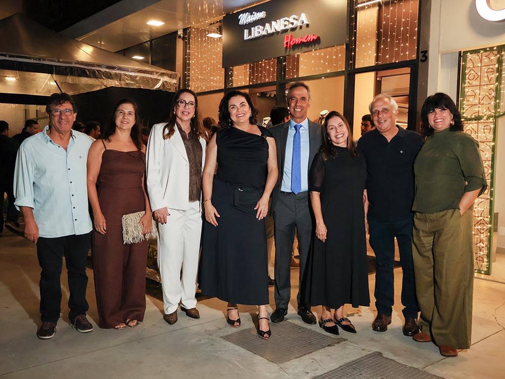 Wilson Haig, Aludra Abaurre,Flavia, Adriana e Cesar Saade, Karla Bichara, Sergio Sarkis e Ana Arreguiy