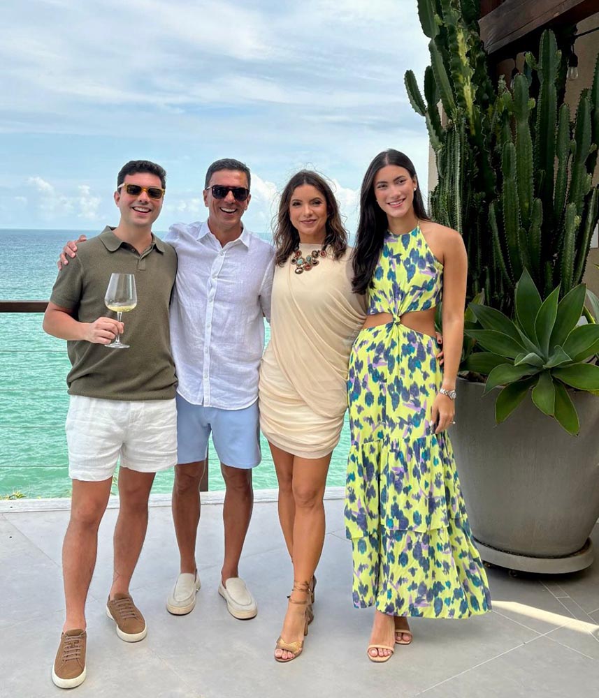 Bernardo, Léo , Patrícia e Victoria